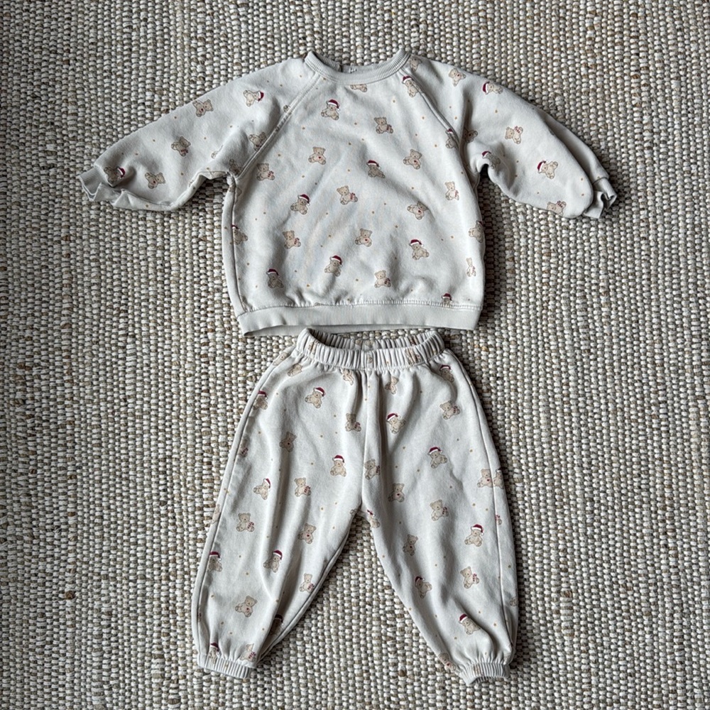 Zara 12-18 Bear Print Sweatshirt & Jogger Set
